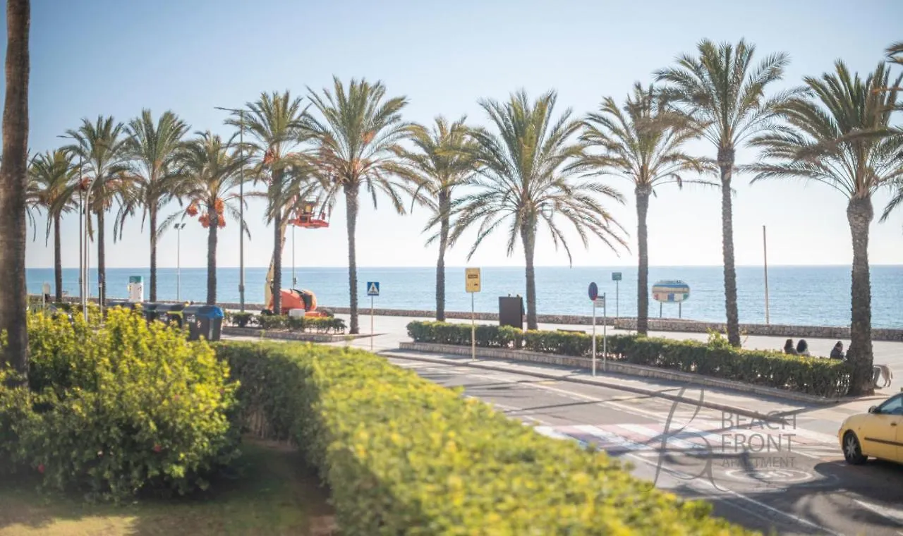 R139 Beachfront Apartment Guillem Calafell