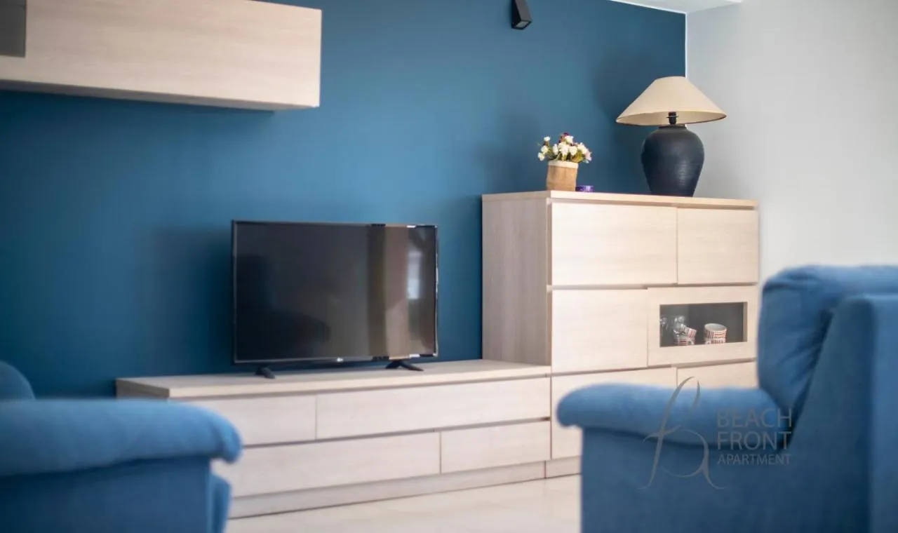 R139 Beachfront Apartment Guillem Calafell